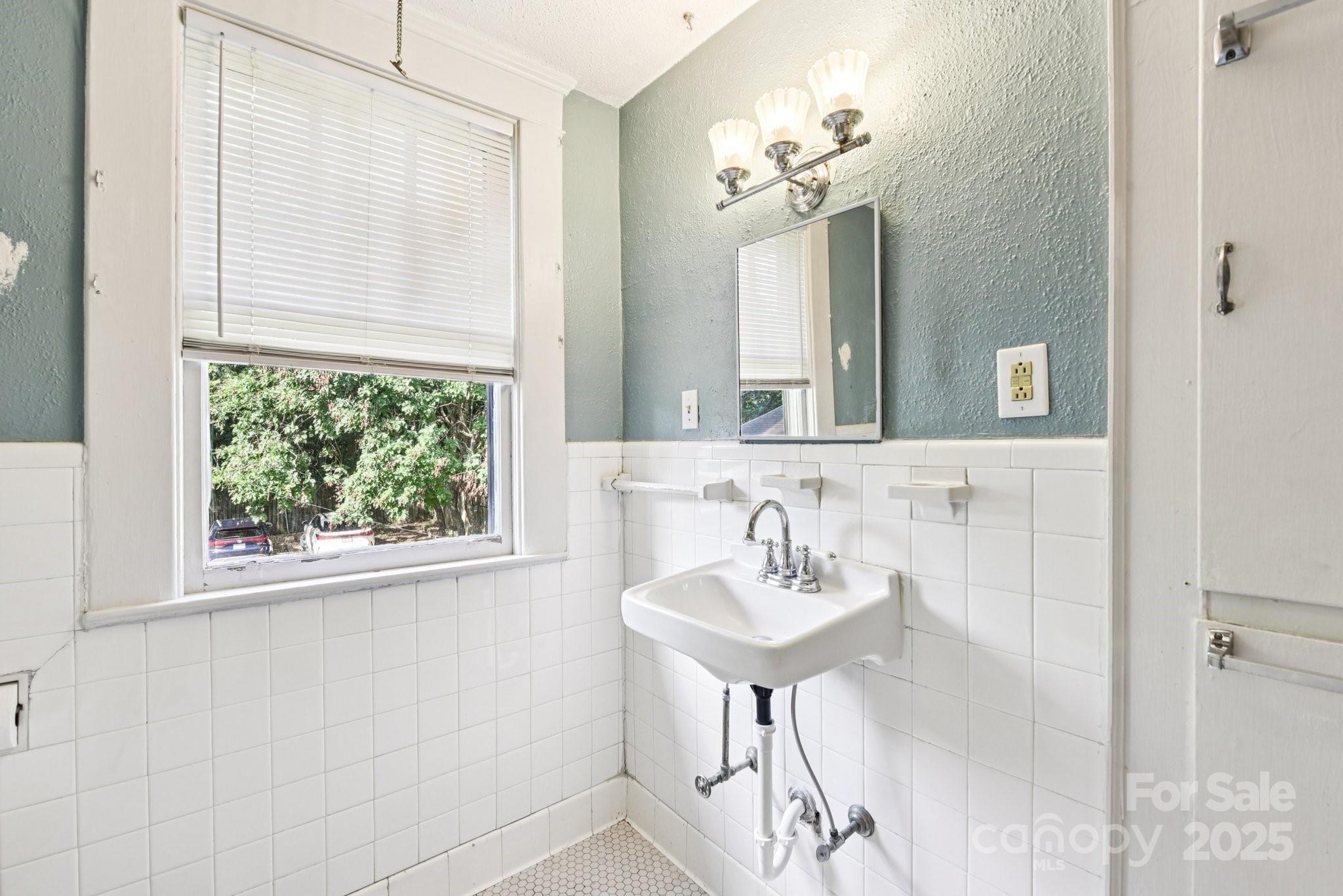 Historic District - Residential Income