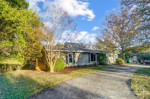 A home in Tega Cay