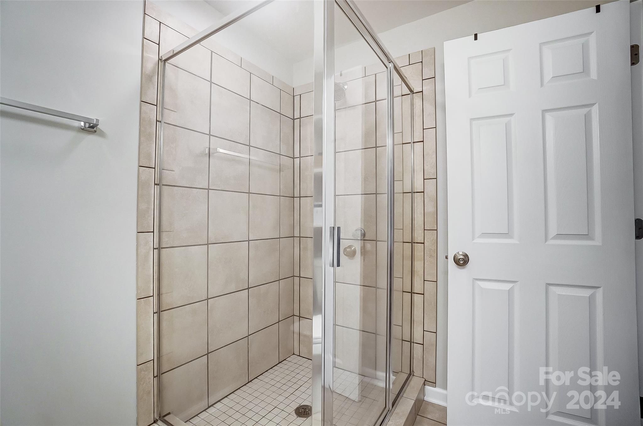 Tega Cay - Residential