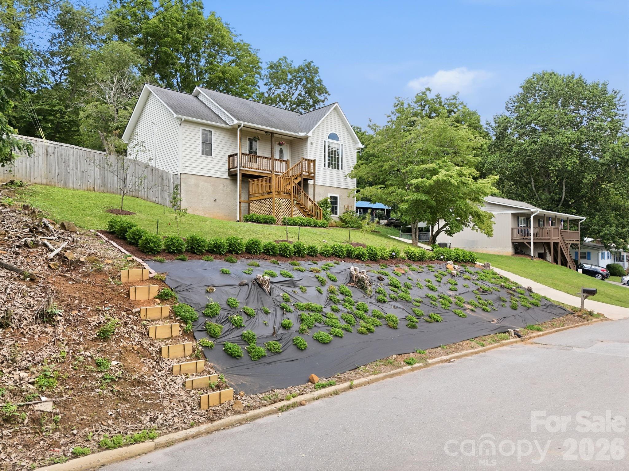 320 Meadowbrook Drive