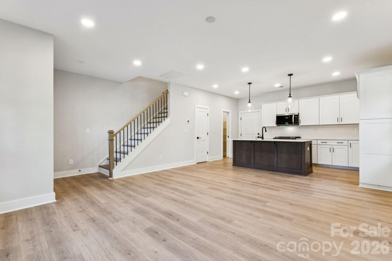 508 Mystic Park Alley 1