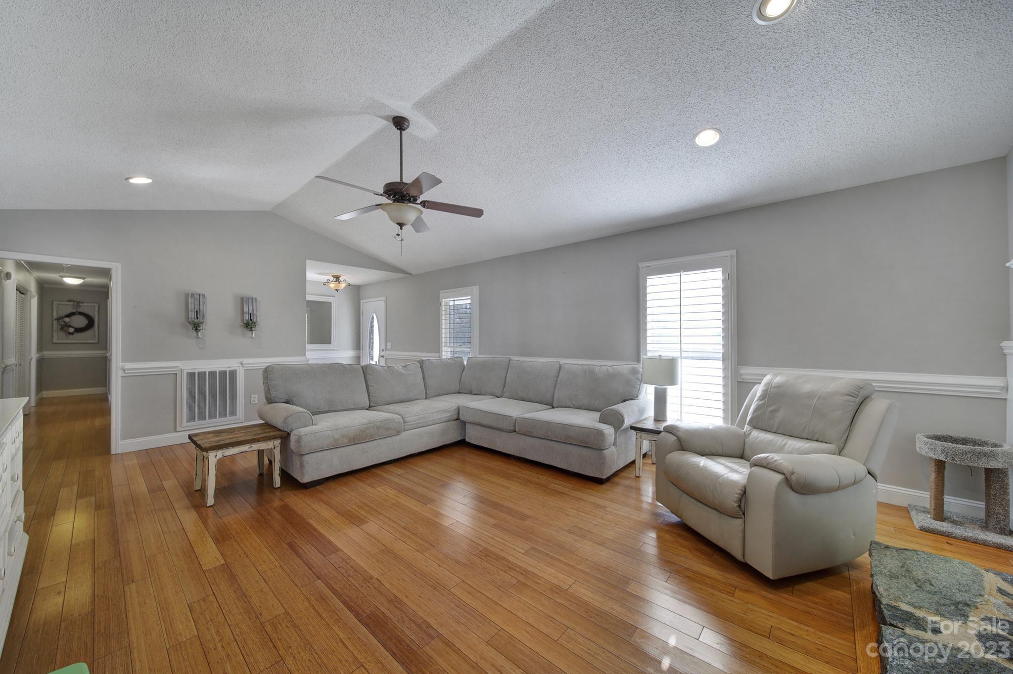 Hillcrest - Residential