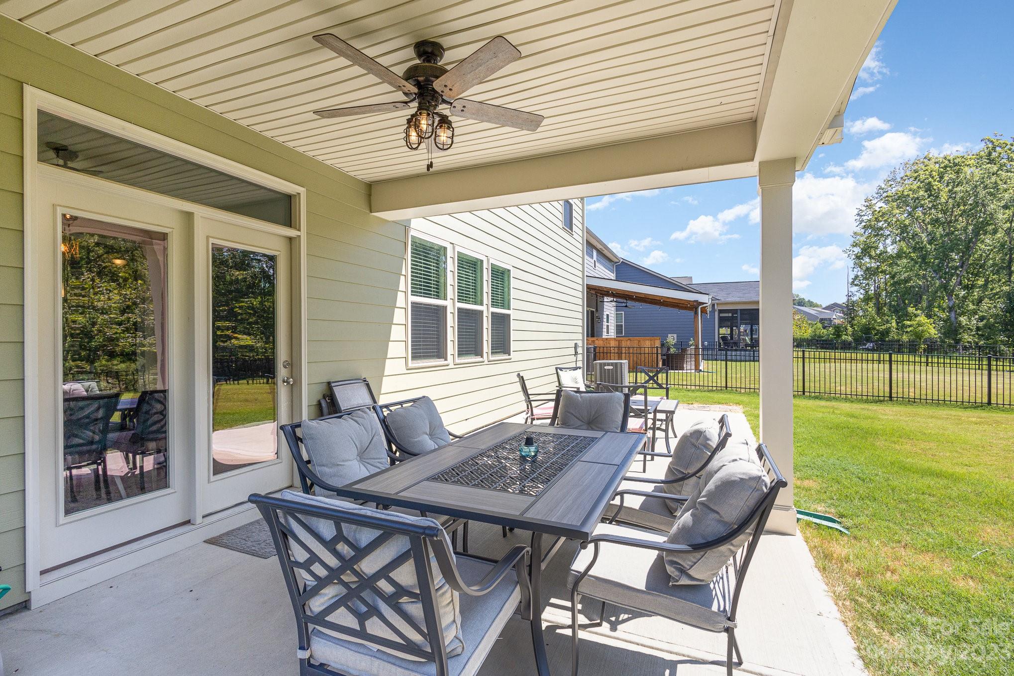 Magnolia Walk - Residential