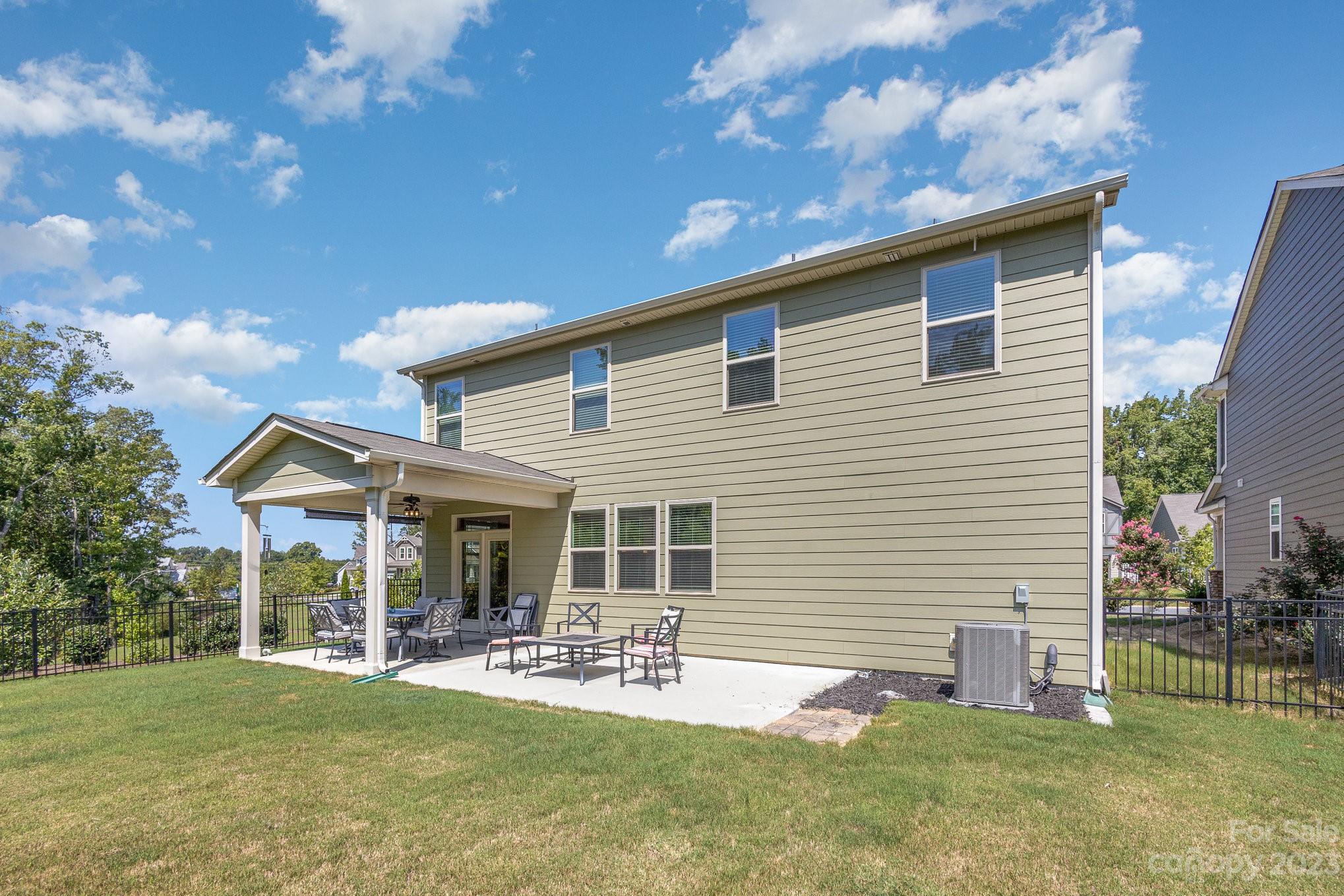 Magnolia Walk - Residential