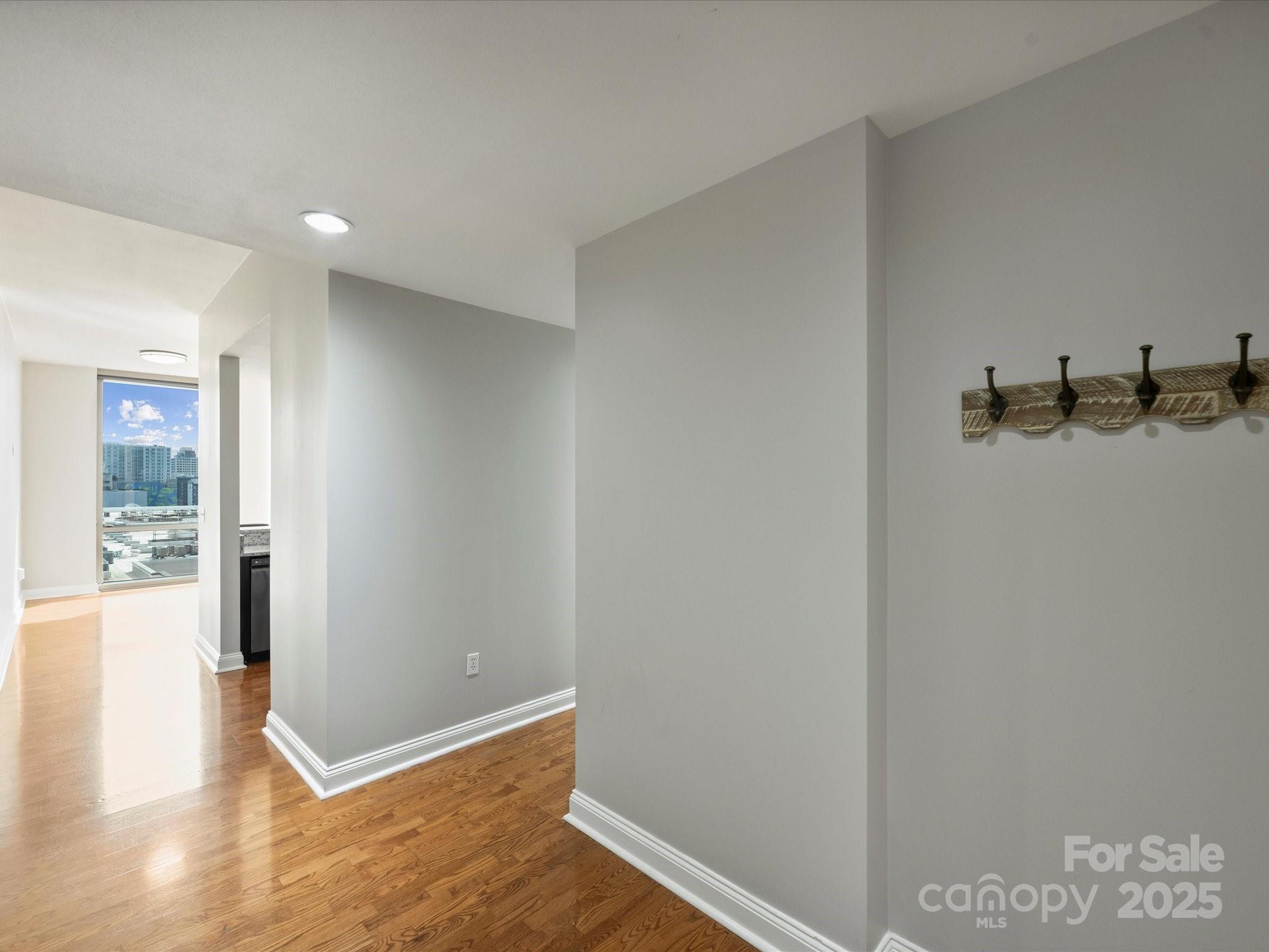 315 Arlington Avenue 901