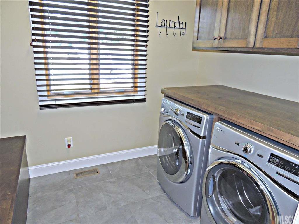 Olivers Landing - Residential