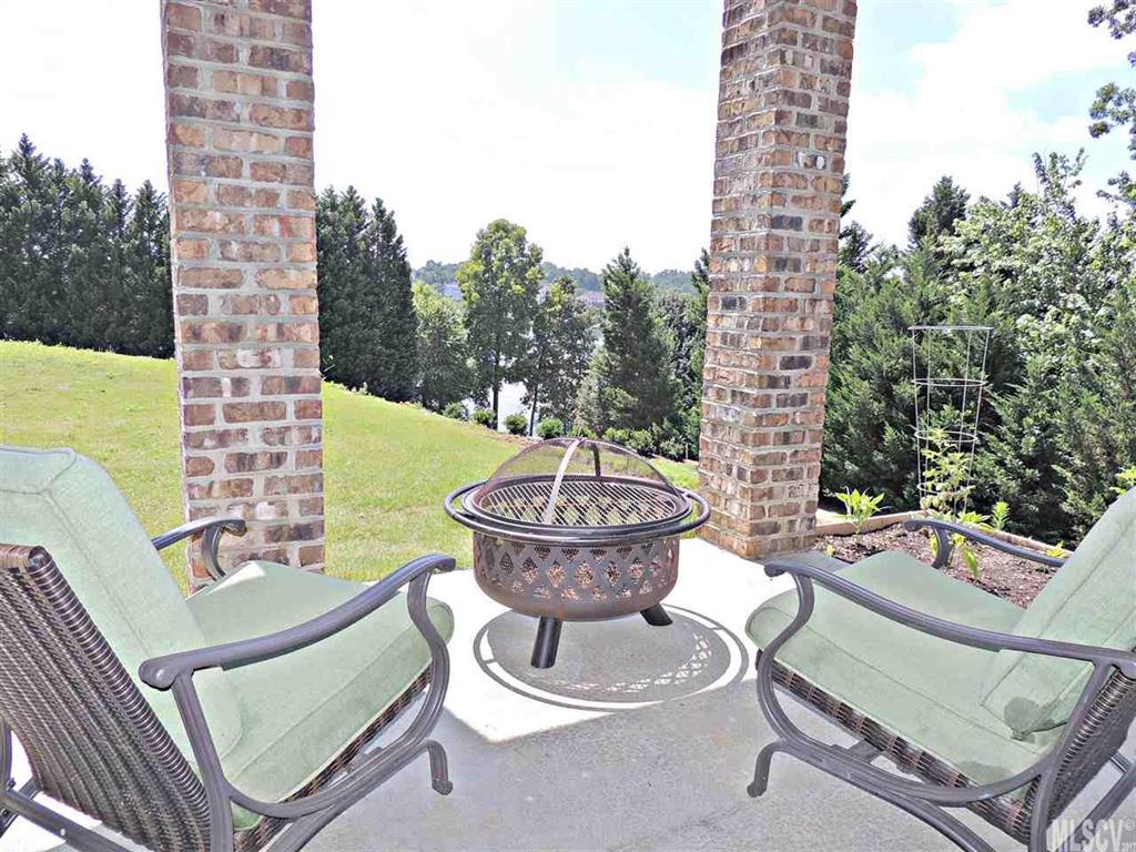 Olivers Landing - Residential