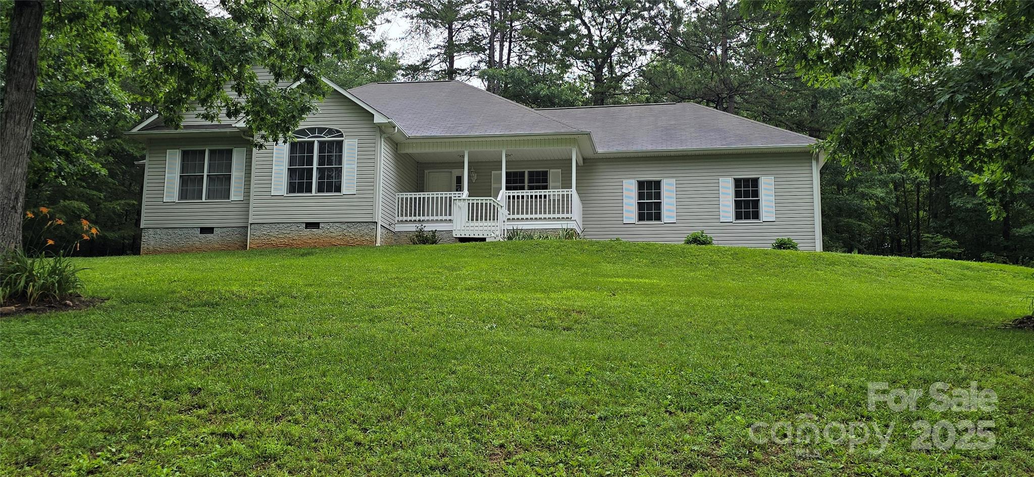 221 Flat Branch Trail