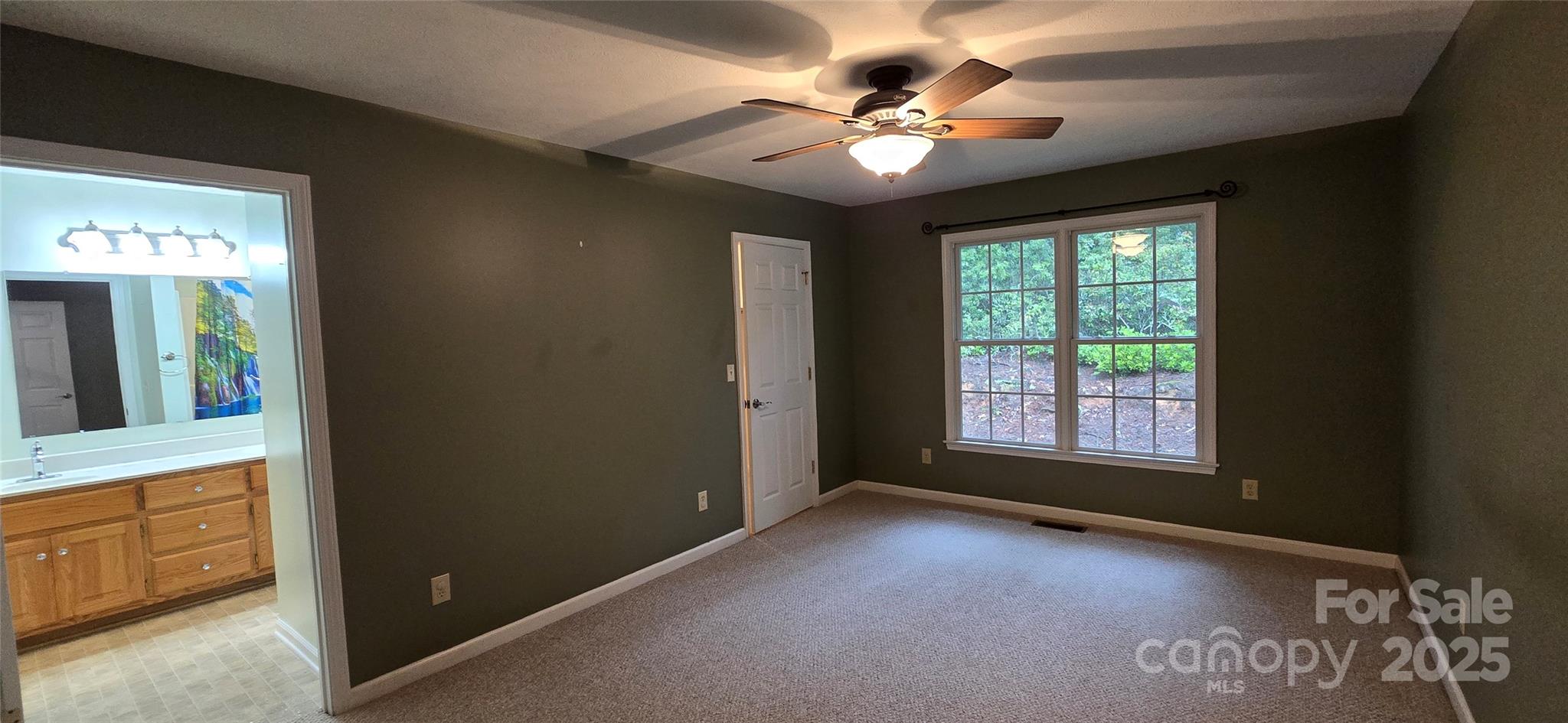 Hemlock Crossing - Residential