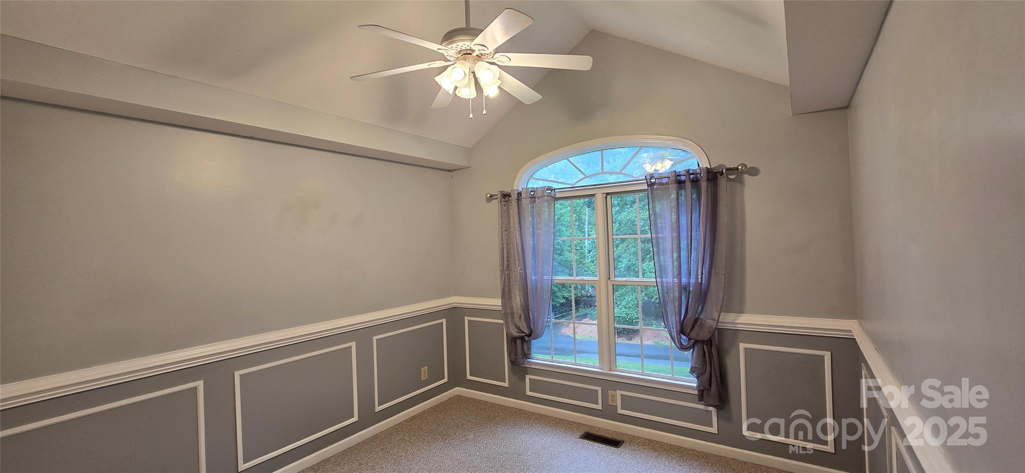 Hemlock Crossing - Residential