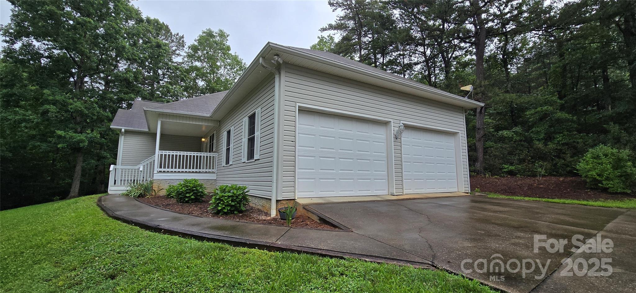 221 Flat Branch Trail