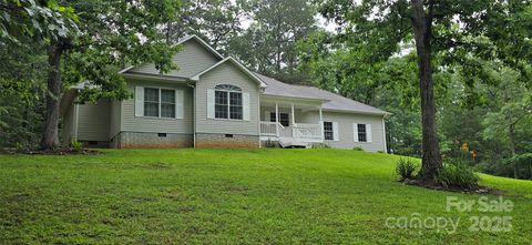 221 Flat Branch Trail Mill Spring NC 28756