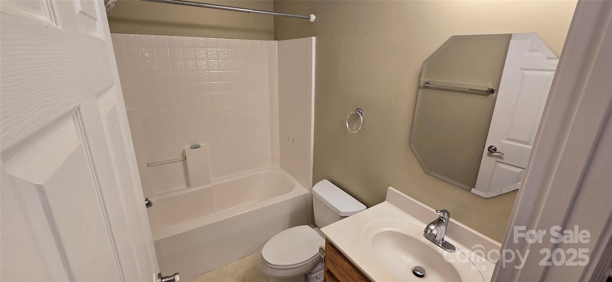 Hemlock Crossing - Residential