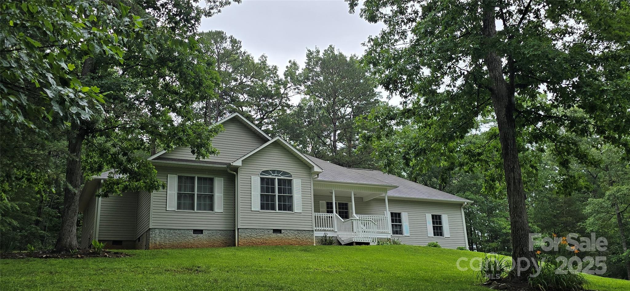 221 Flat Branch Trail