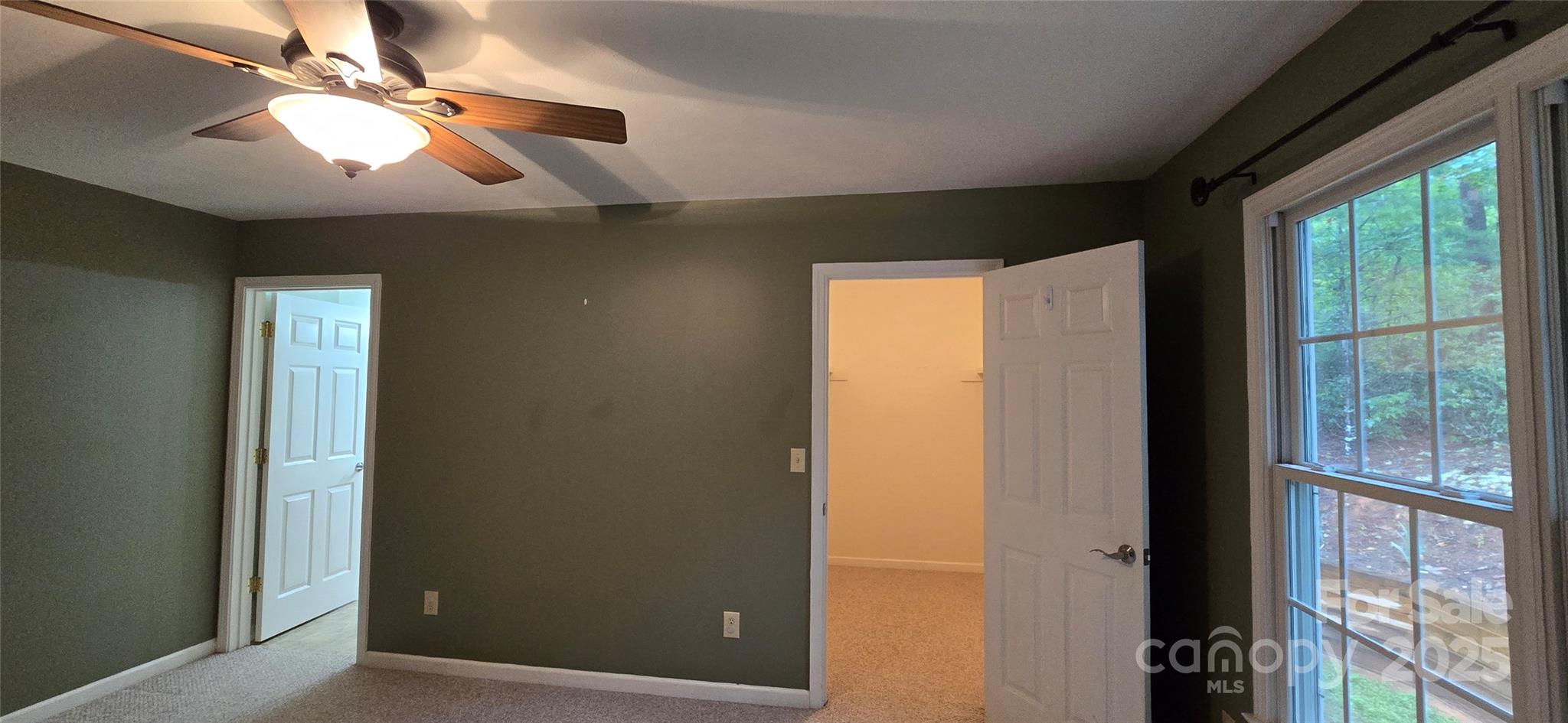 Hemlock Crossing - Residential