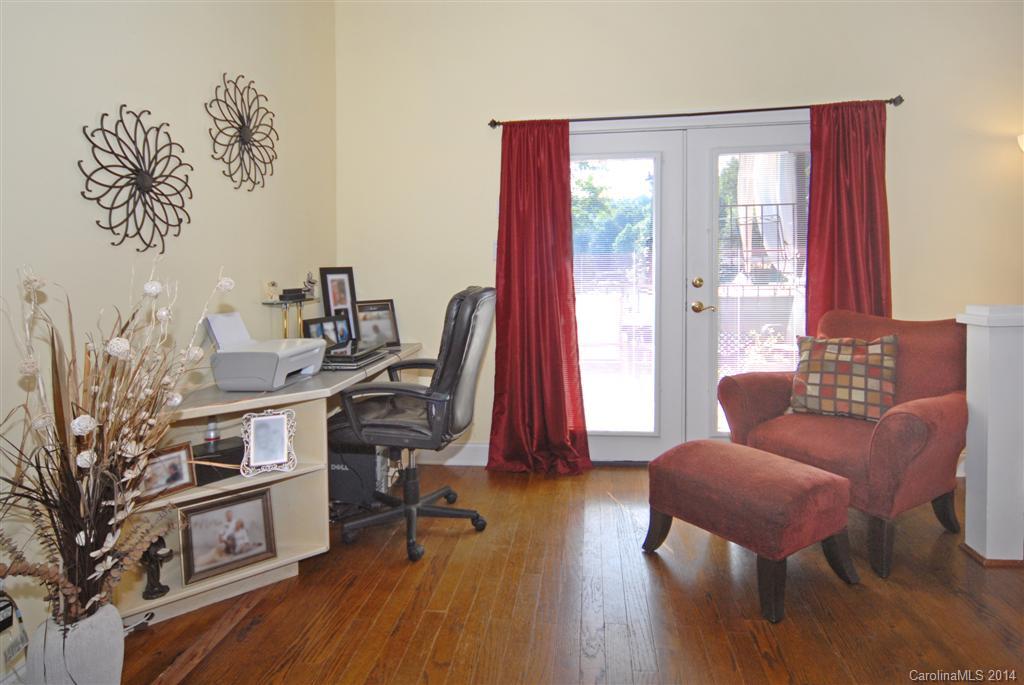 Tega Cay - Residential