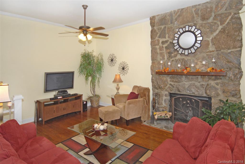 Tega Cay - Residential