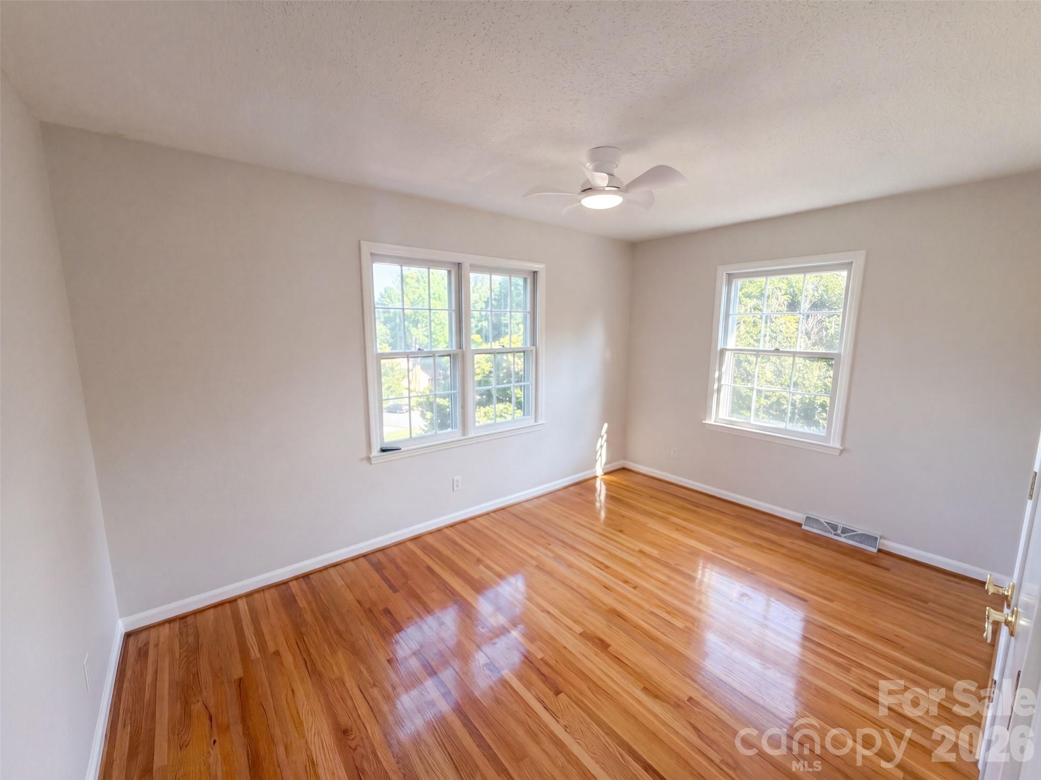 1030 Mclaughlin Drive