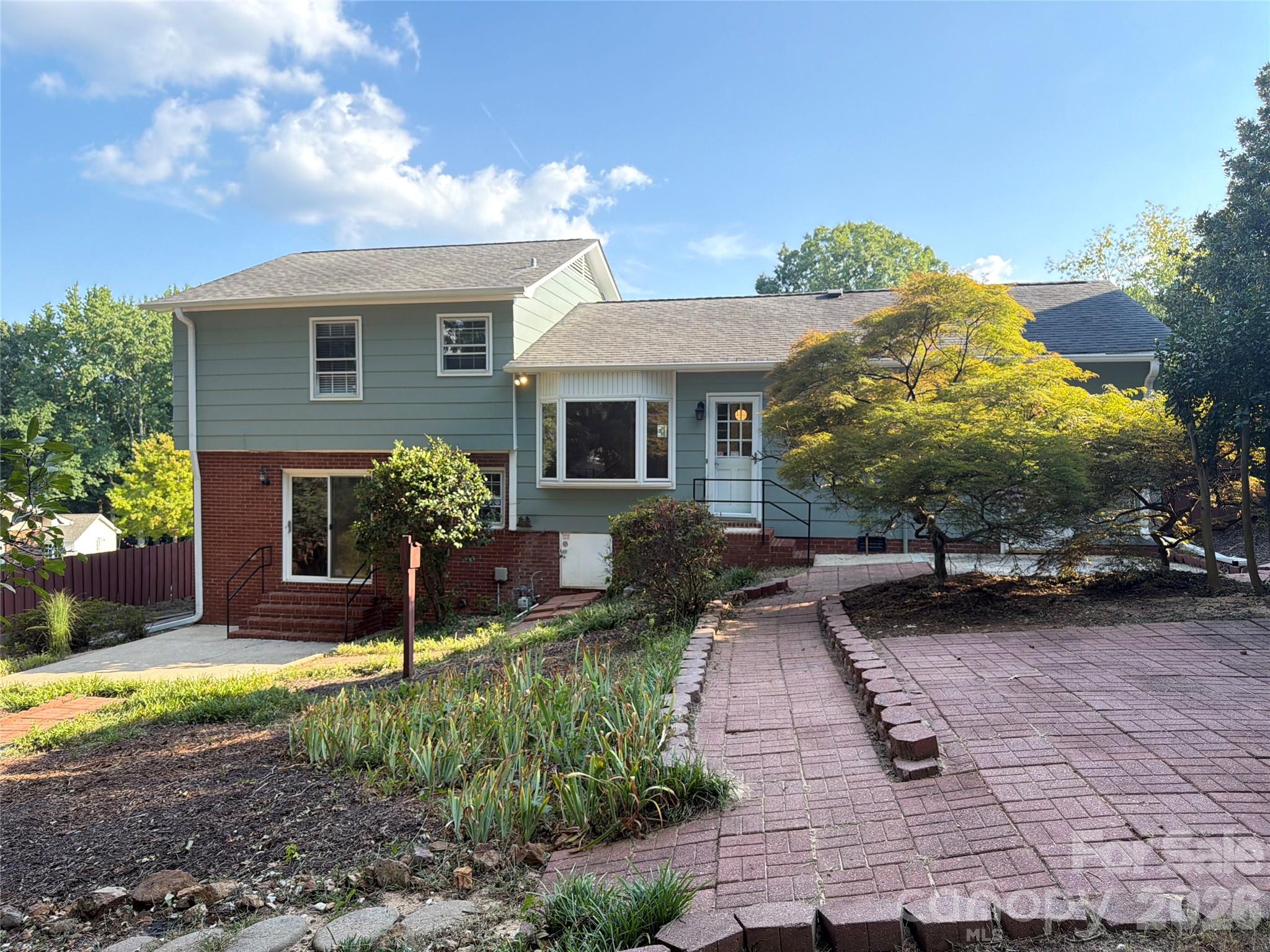 1030 Mclaughlin Drive