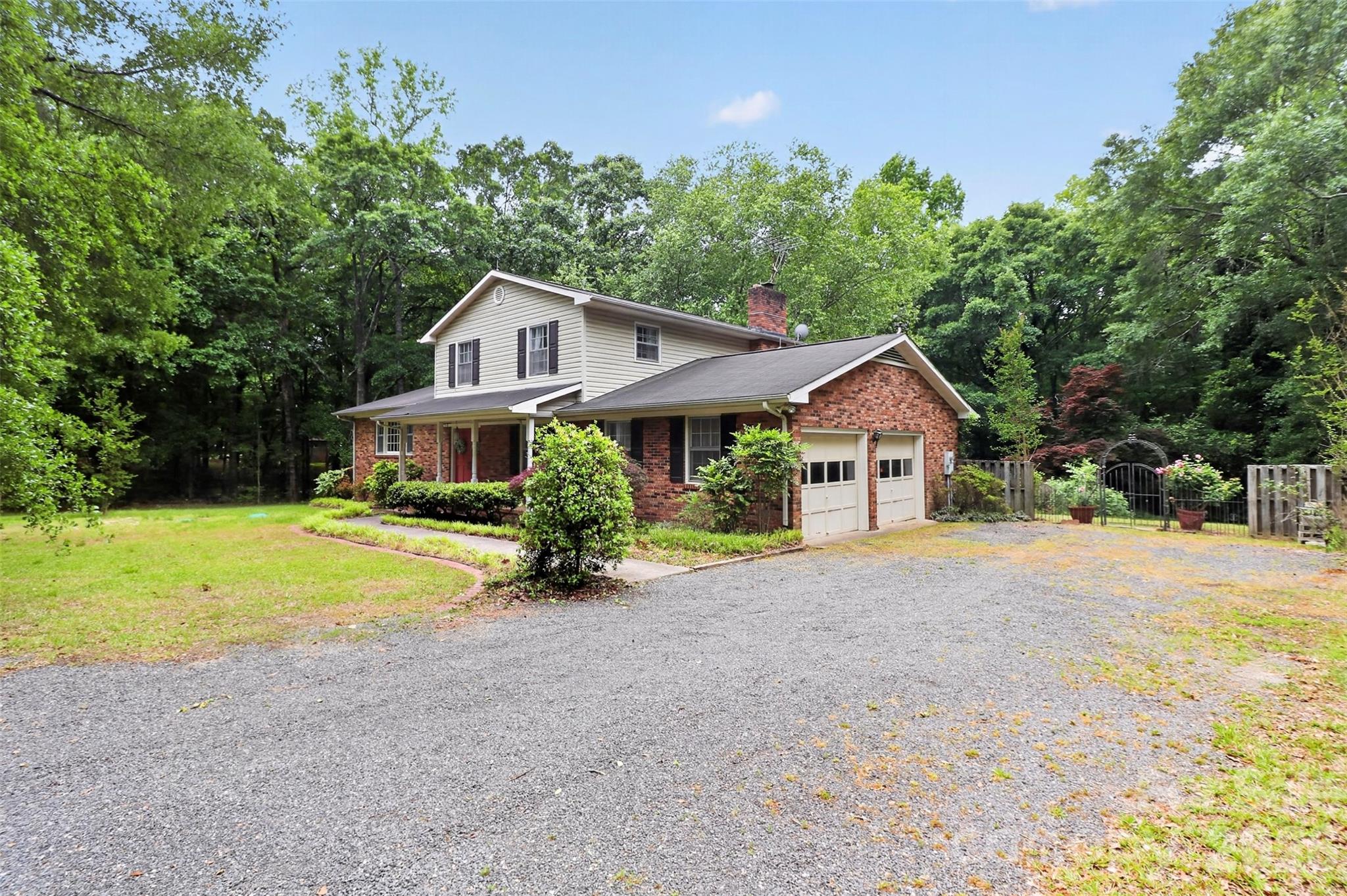 Caroline Acres - Residential