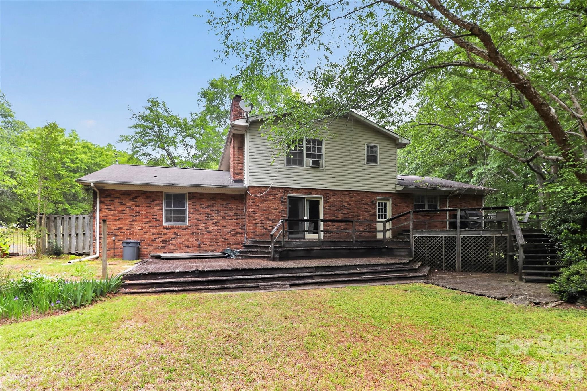 Caroline Acres - Residential