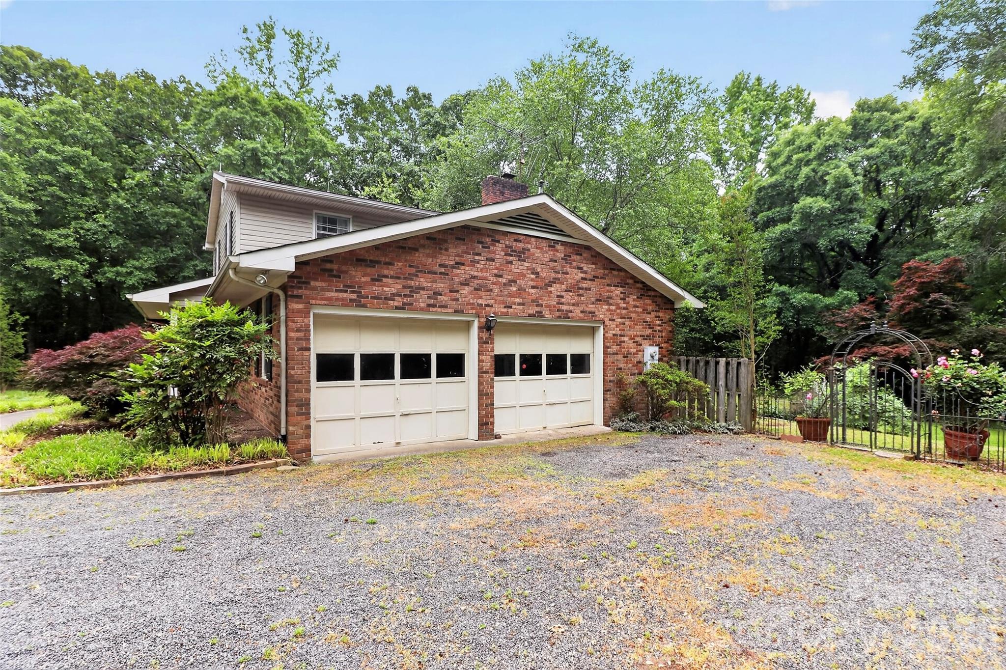 Caroline Acres - Residential