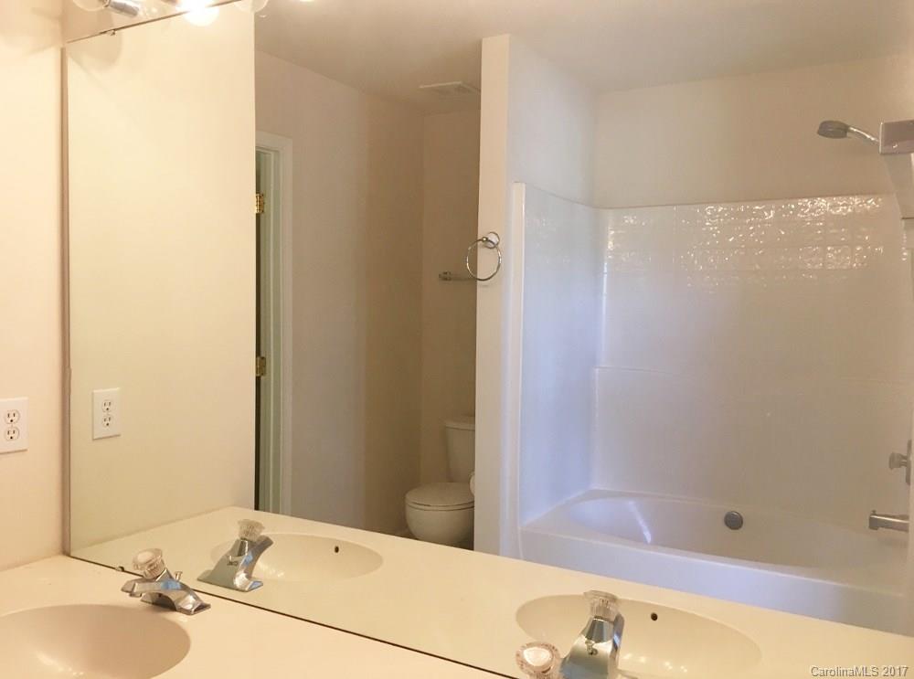 Oak Ridge - Residential Lease