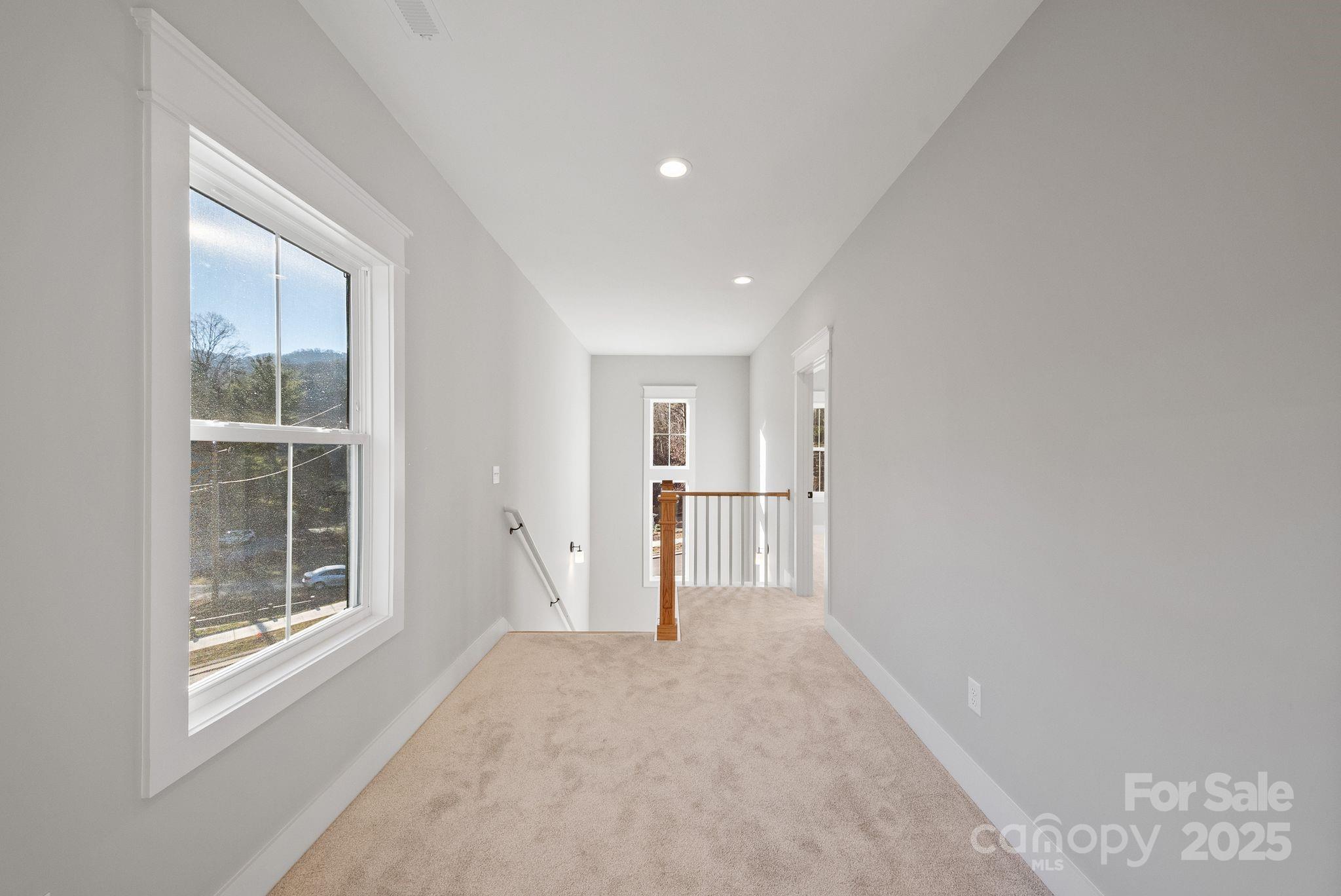 Villas at Pinecroft - Residential