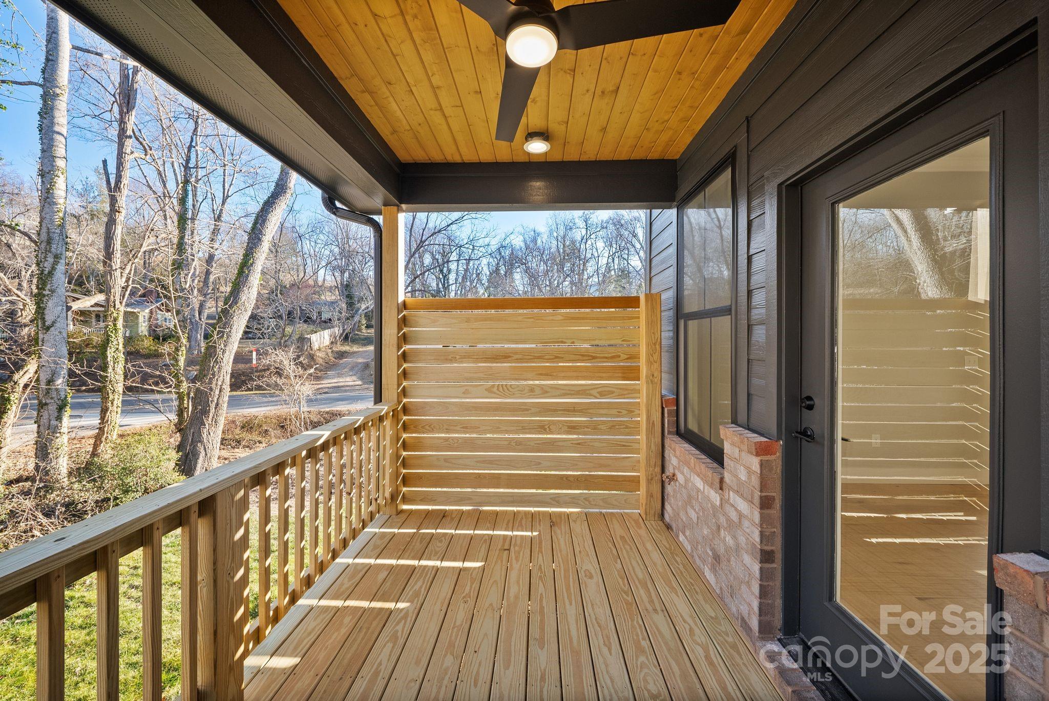 Villas at Pinecroft - Residential