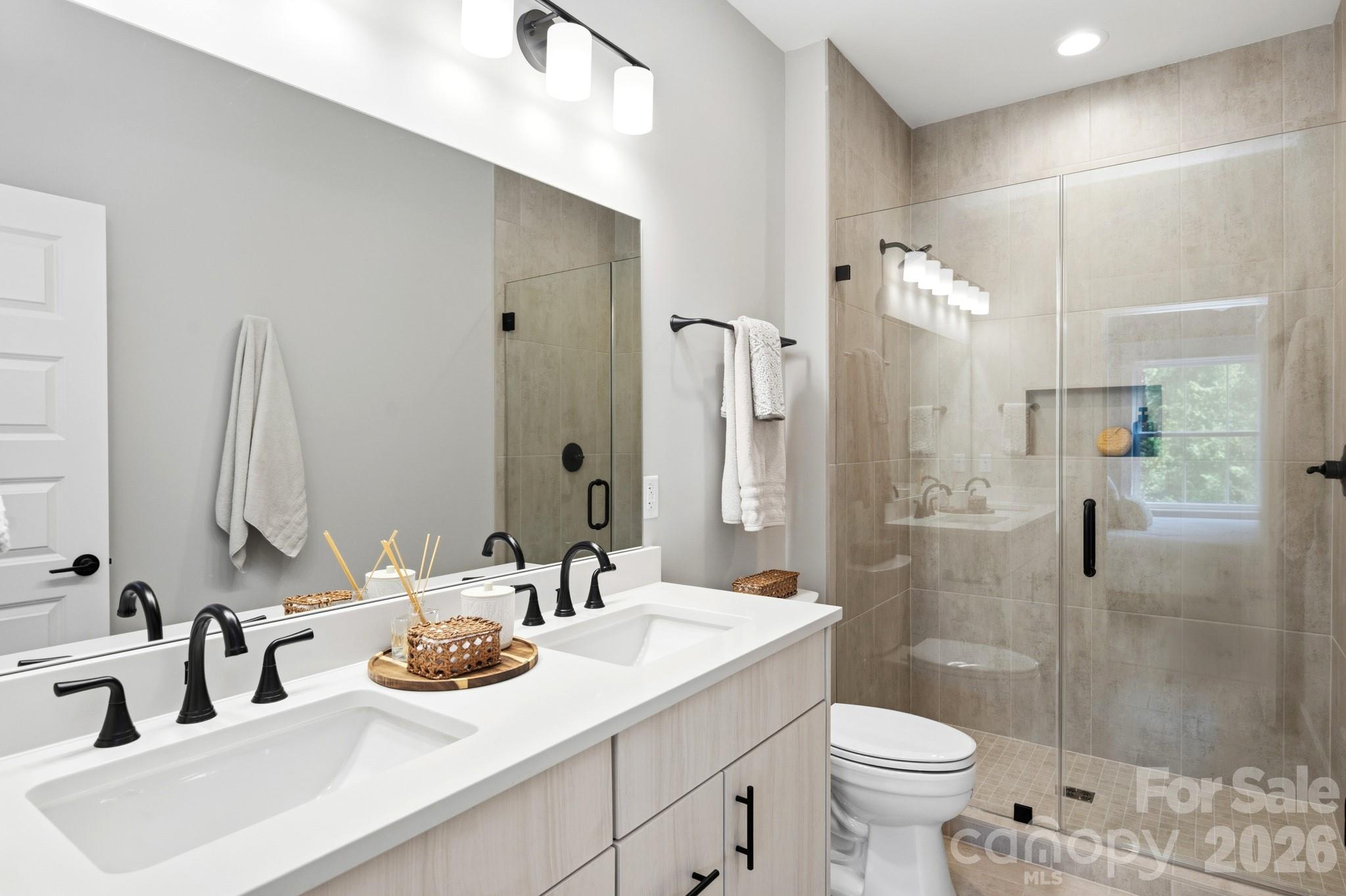 Villas at Pinecroft - Residential