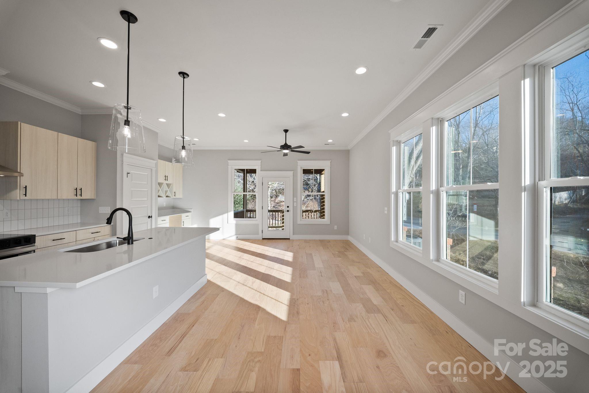 Villas at Pinecroft - Residential