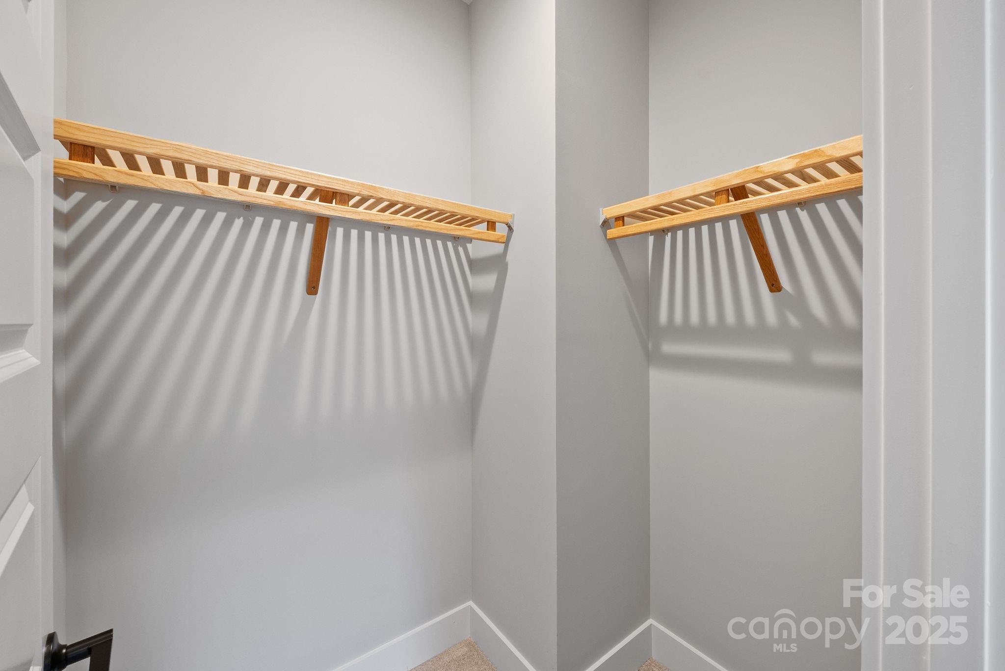 Villas at Pinecroft - Residential