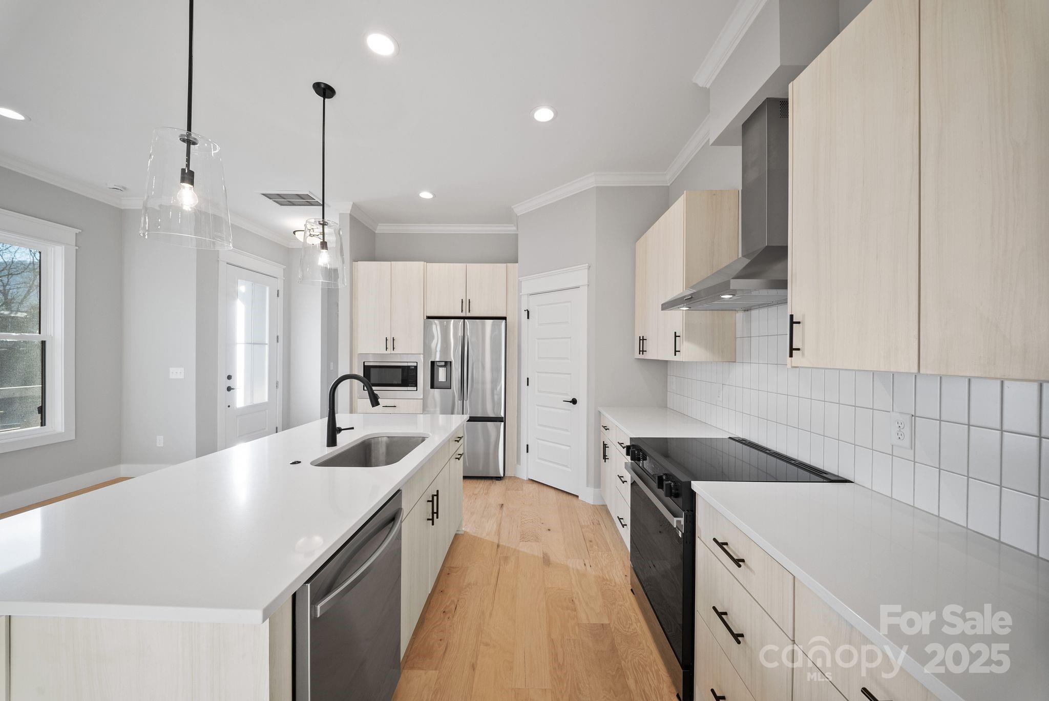 Villas at Pinecroft - Residential