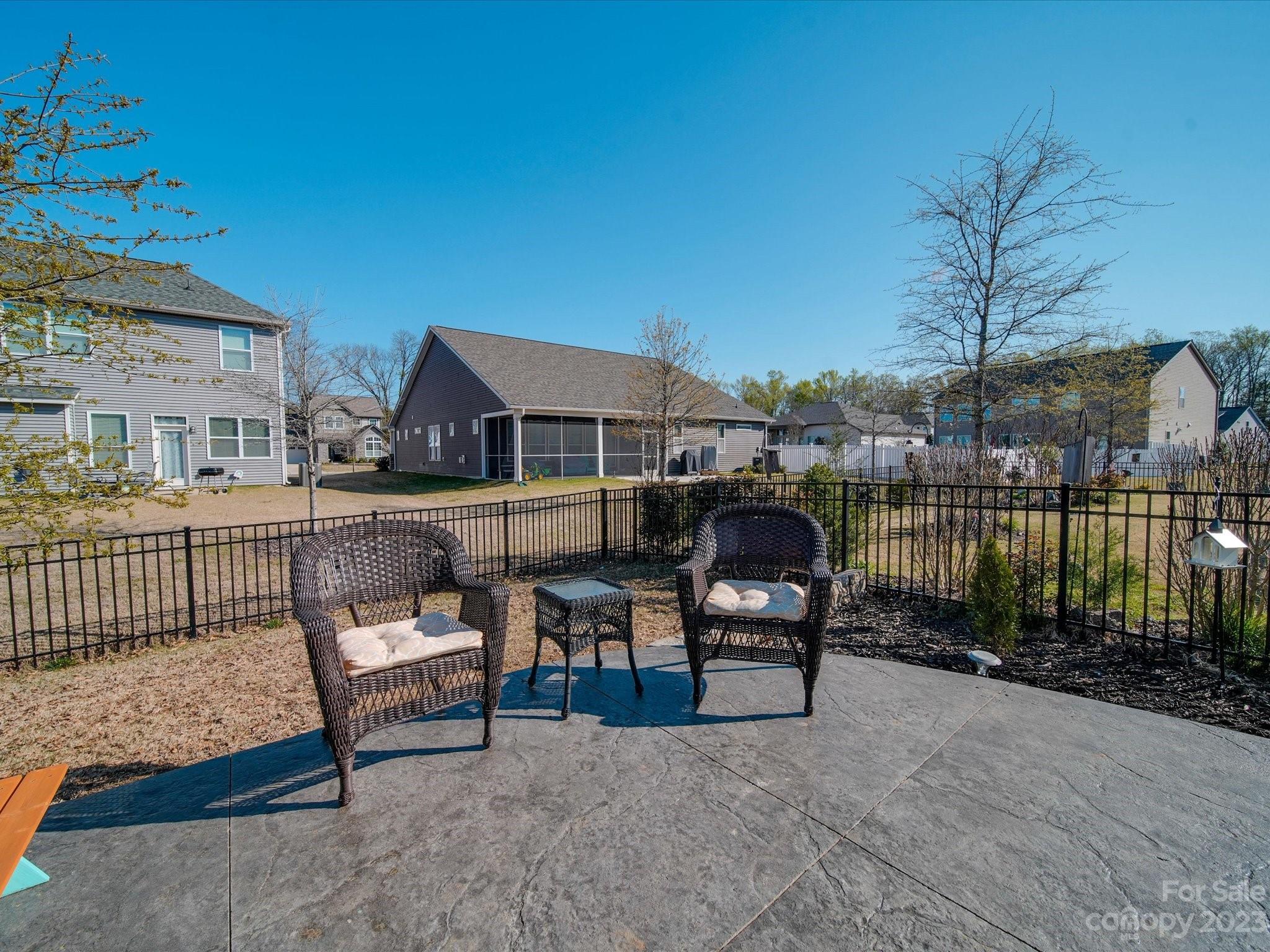 Kings Grove - Residential