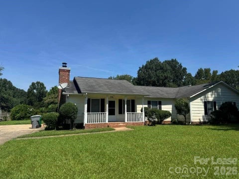 Photo of 7718 Linda Lake Drive, Charlotte, NC 28215 (MLS # 4420486)