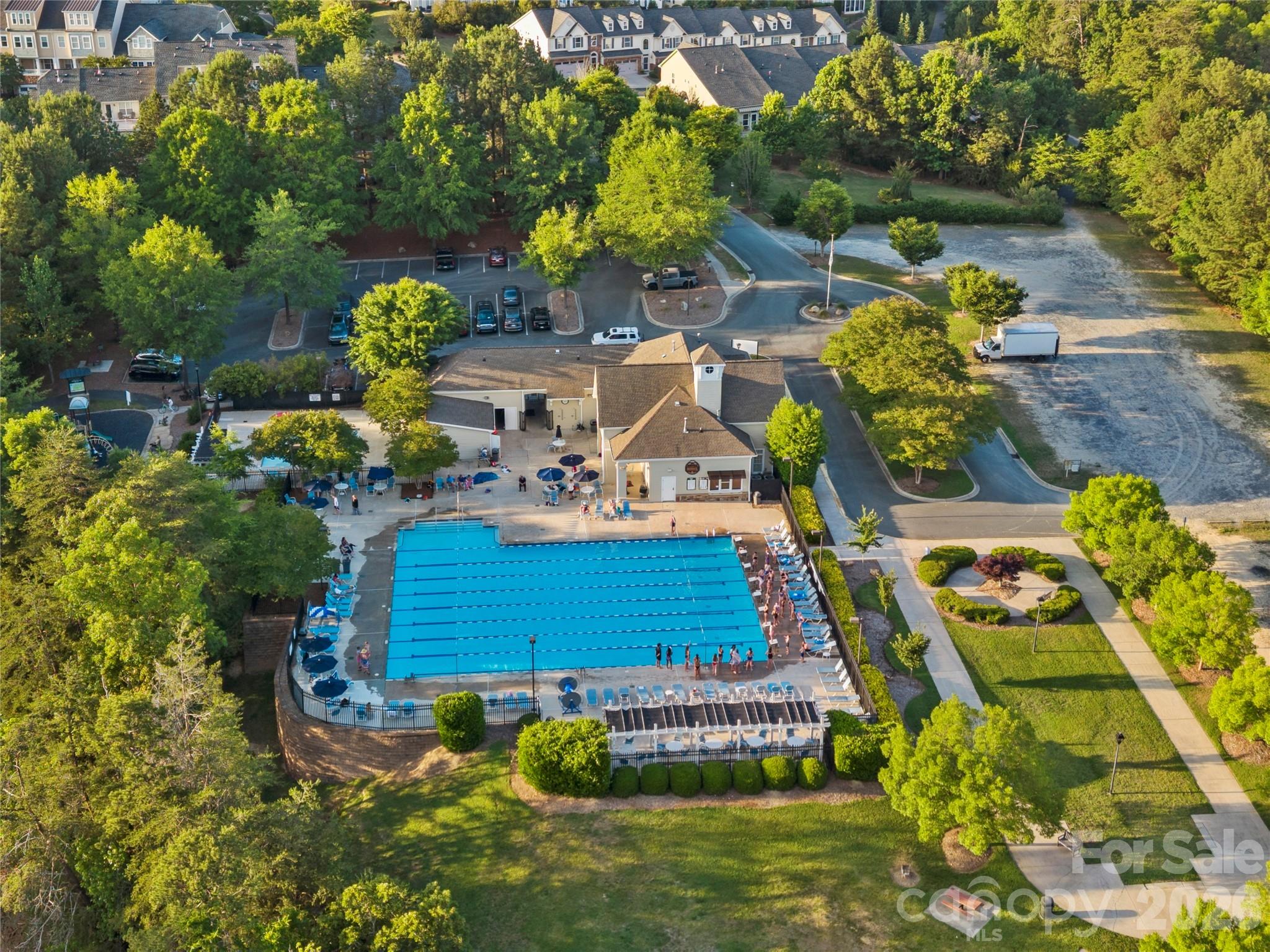 Tega Cay - Residential