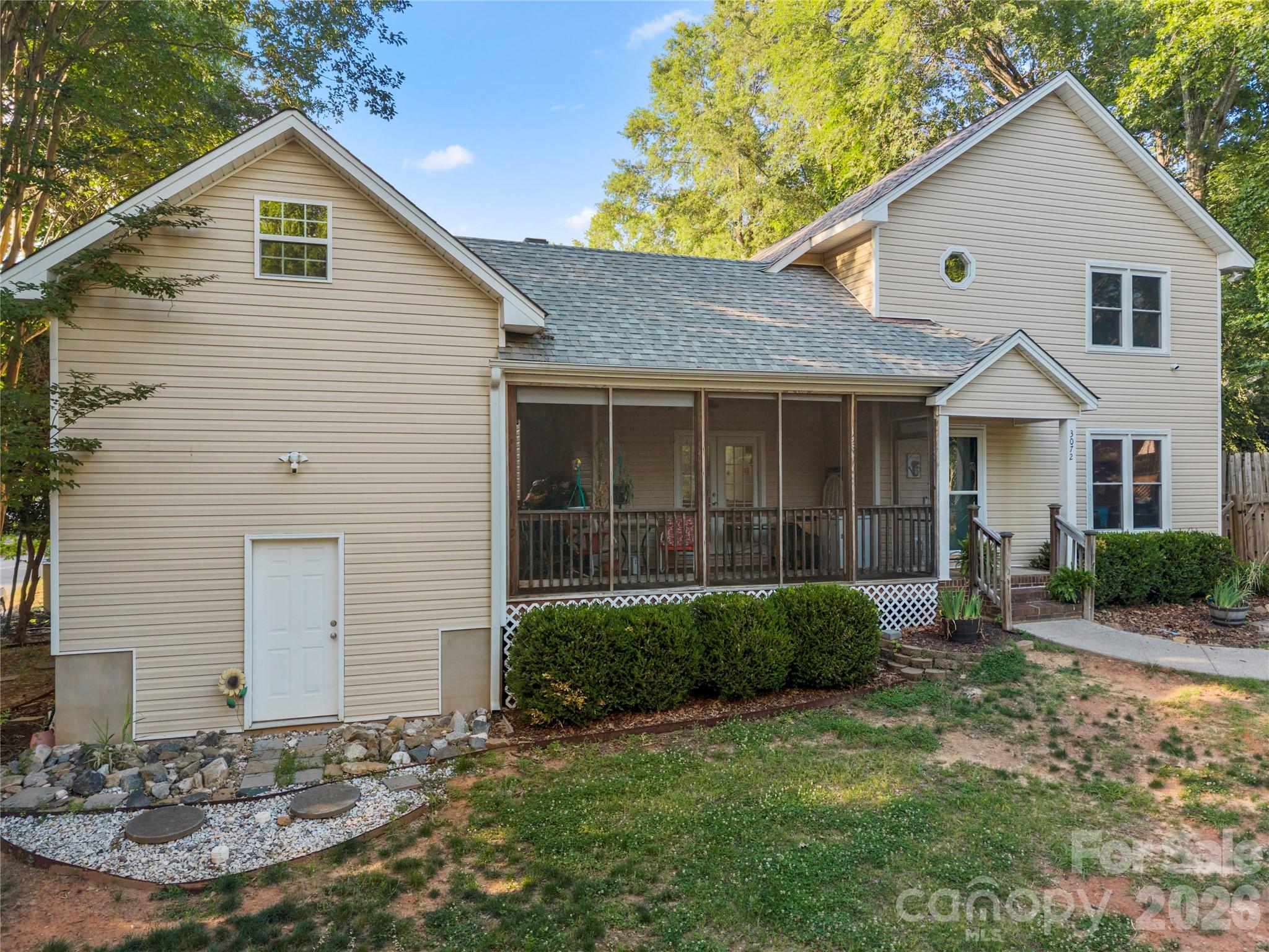 Tega Cay - Residential
