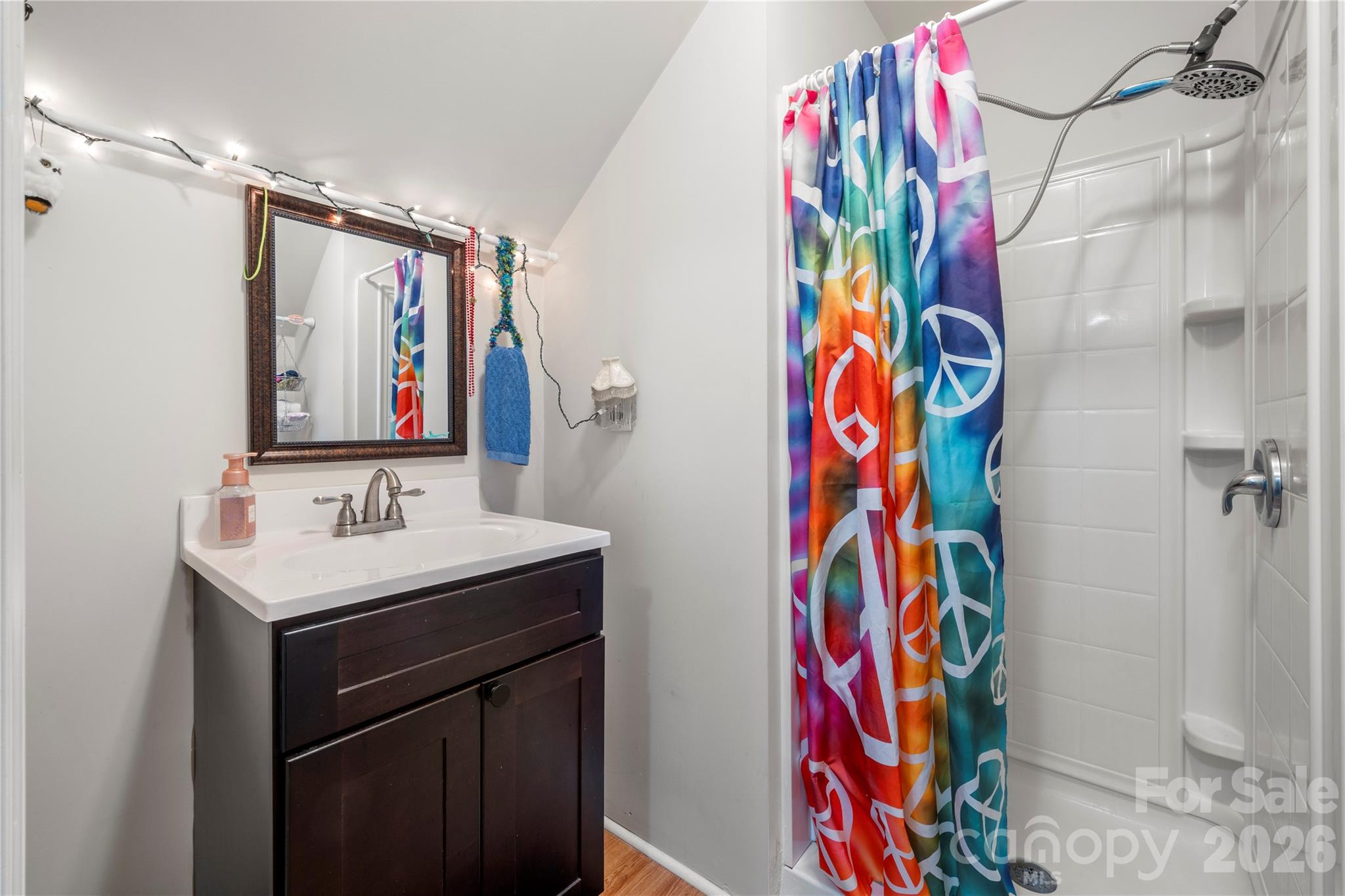 Tega Cay - Residential