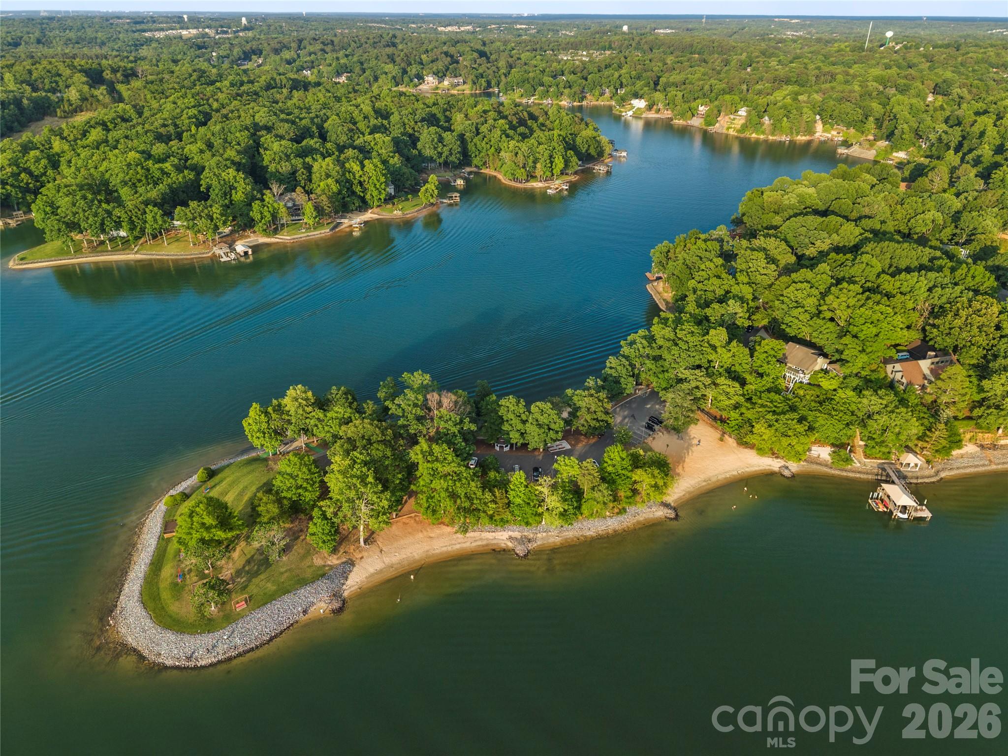 Tega Cay - Residential