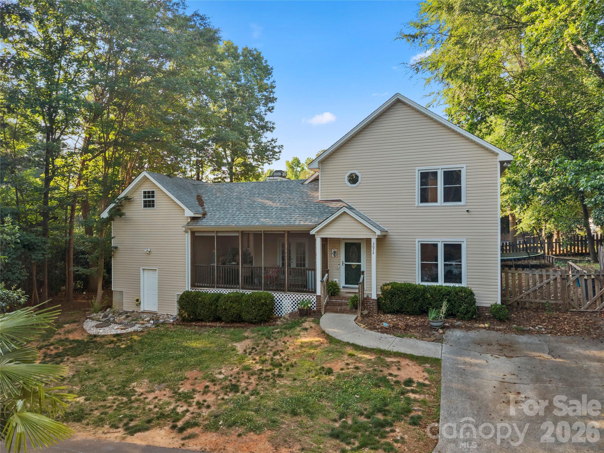 Tega Cay - Residential