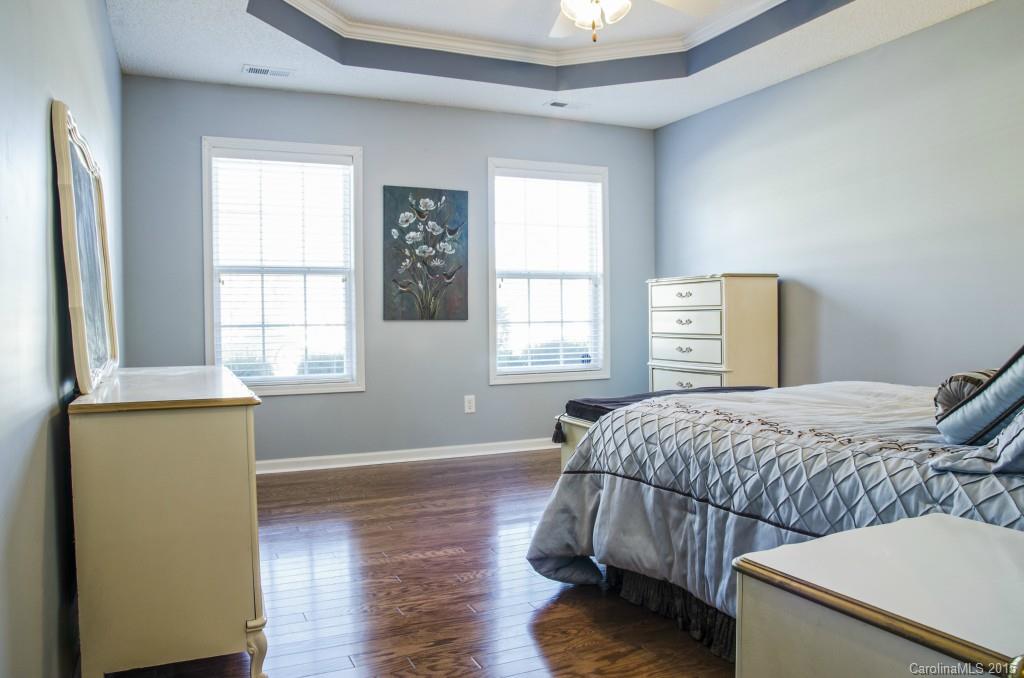 Hallmark Glen - Residential