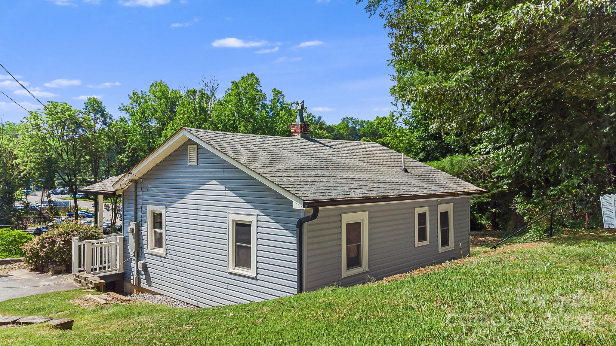 Haw Creek - Residential
