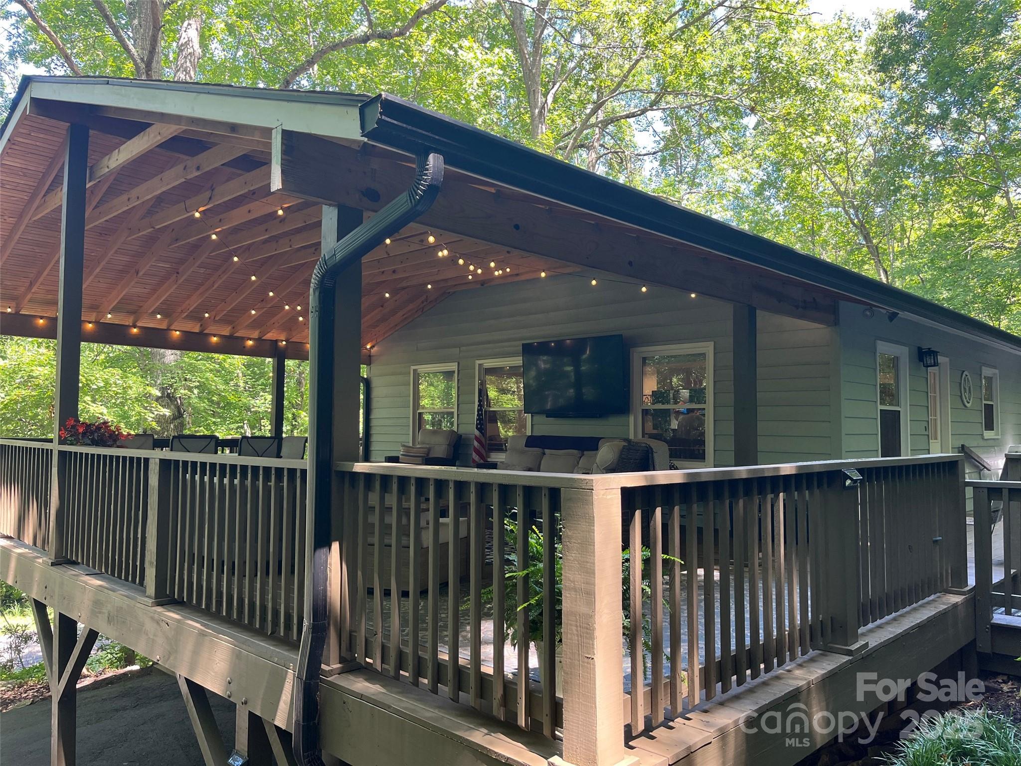 27 Walker Cove Road