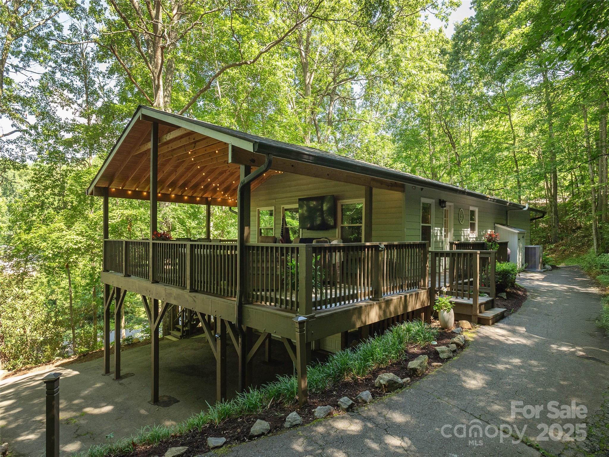 27 Walker Cove Road