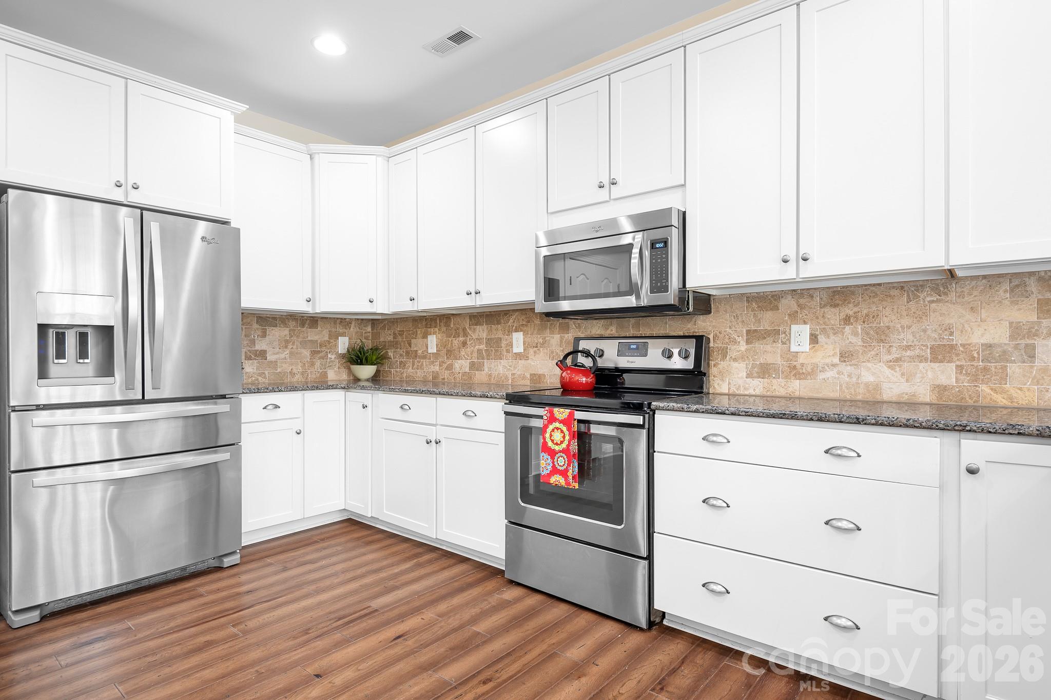 Baileys Glen - Residential