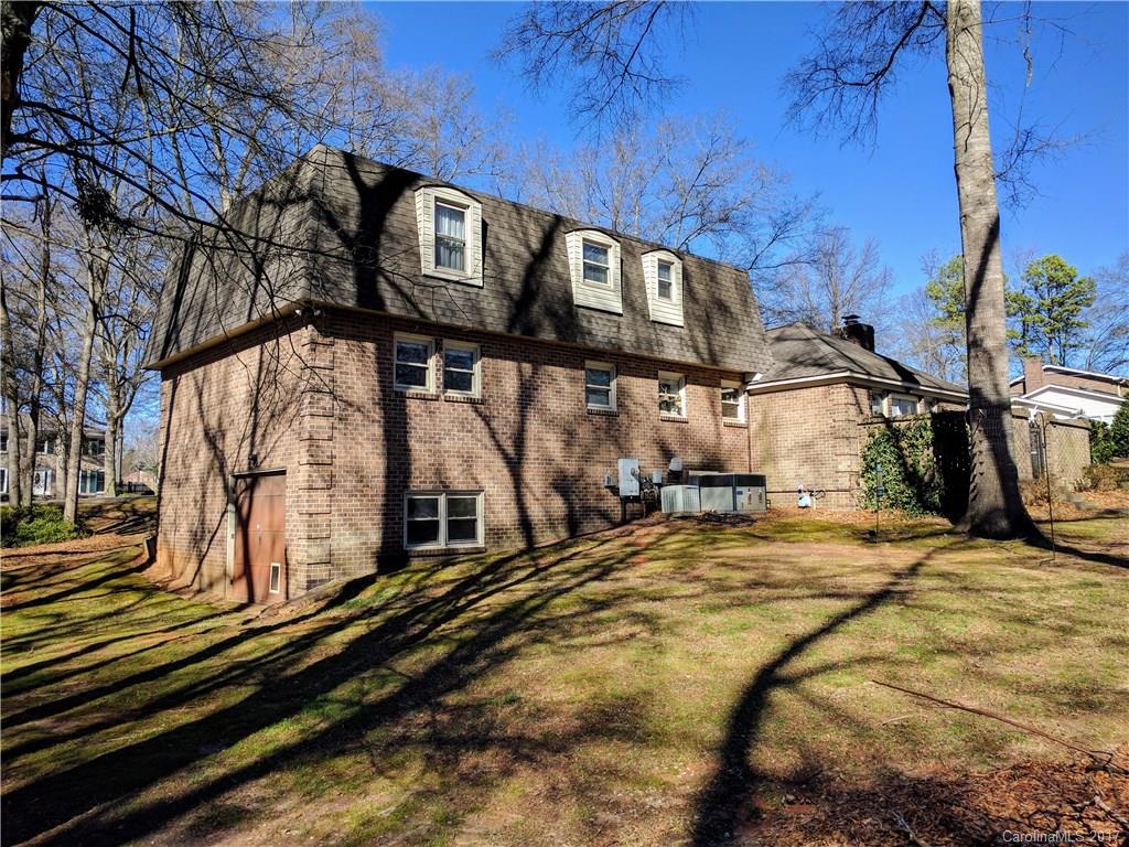 Camelot Woods - Residential