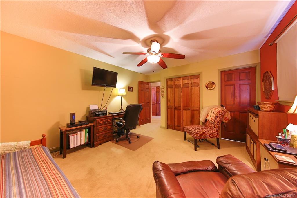 Camelot Woods - Residential