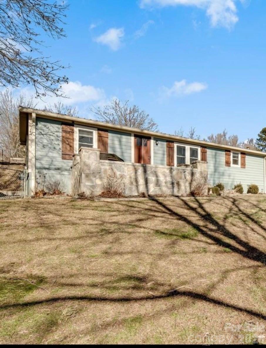 213 Sandy Creek Court