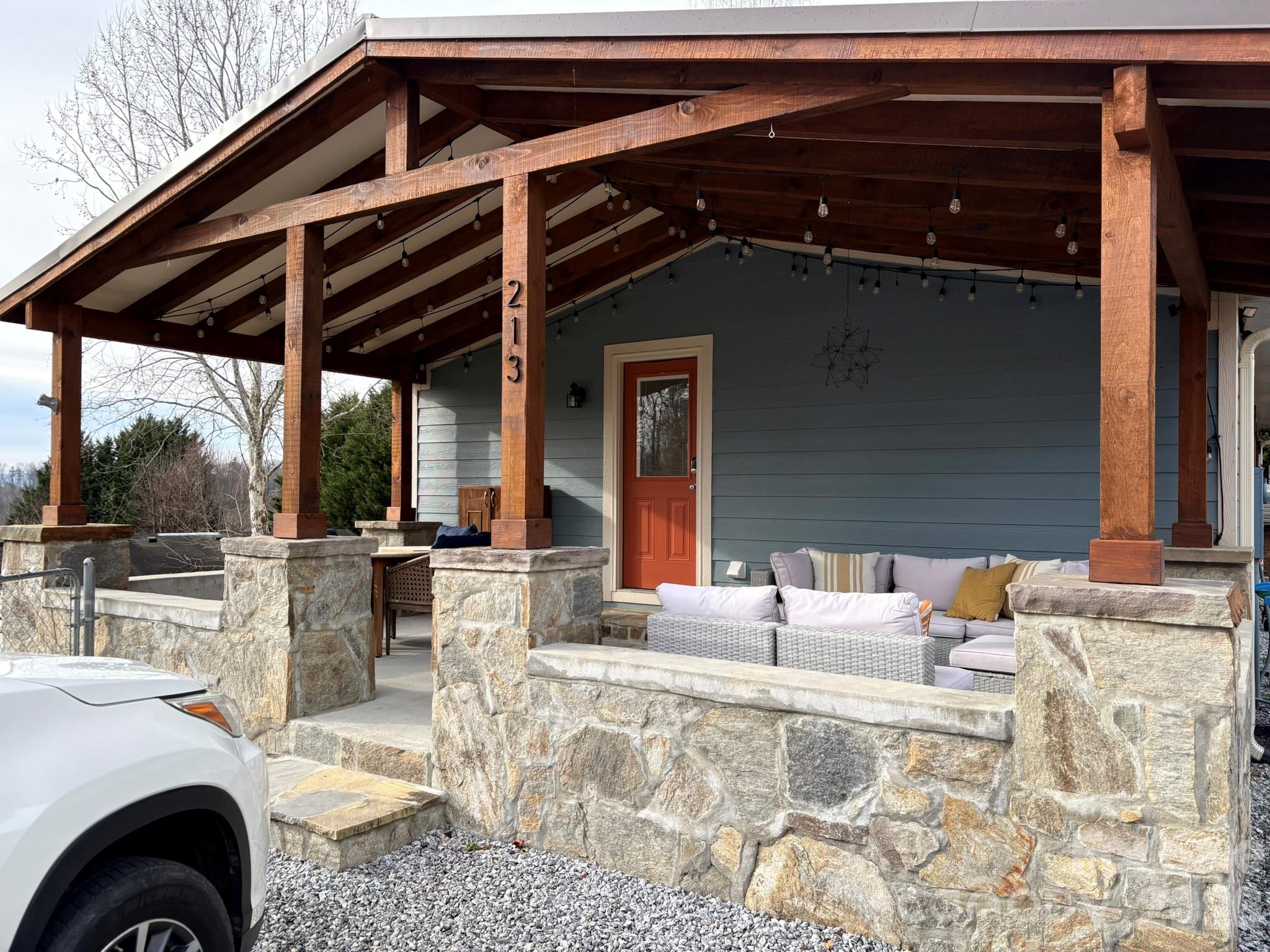 213 Sandy Creek Court