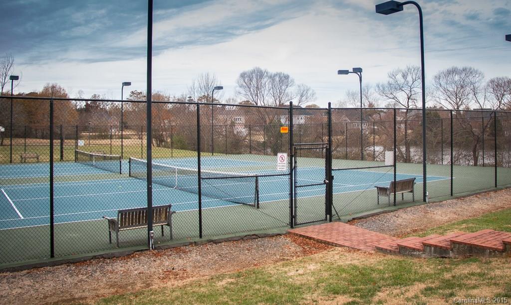 Beacon Knoll - Residential